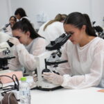 LABORATÓRIO DE MICROSCOPIA