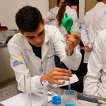 LABORATÓRIO DE ANÁLISES QUÍMICAS, BIOQUÍMICAS E BIOLÓGICAS